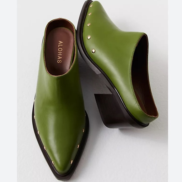 ALOHAS Shoes - NWOT ALOHAS Lorenzo Leather Mules